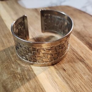 Elegant Silver Woven Bracelet